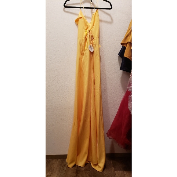 Asymmetric Ruffle Maxi - Picture 2 of 2